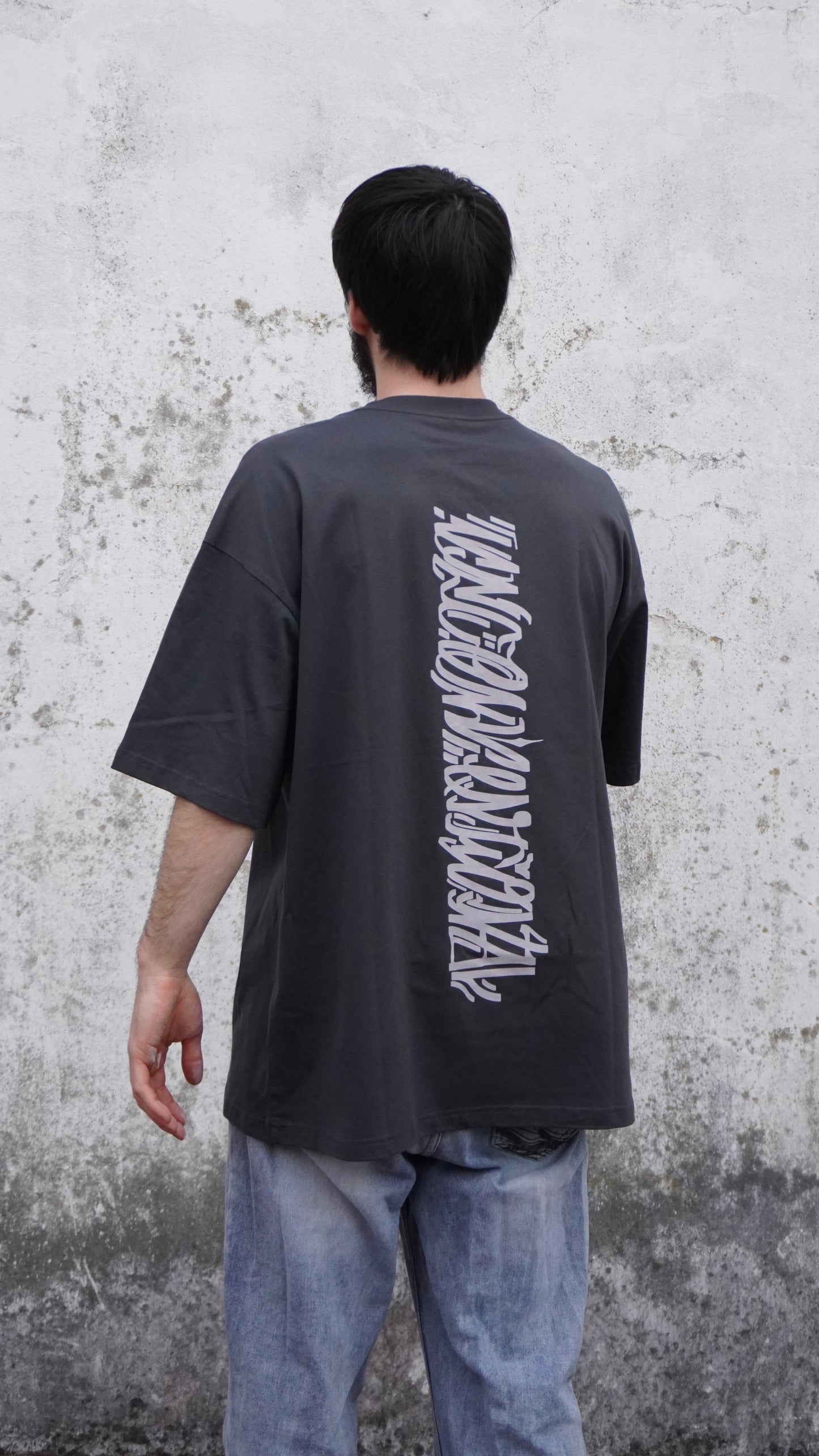 T-shirt Unconventional Gray