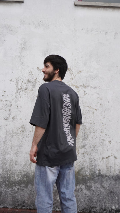 T-shirt Unconventional Gray
